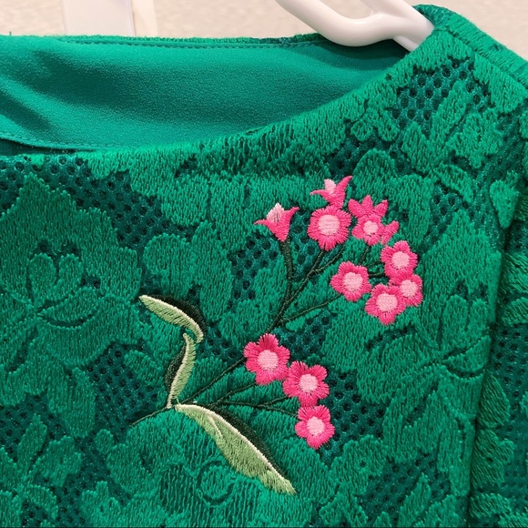 Ochiley embroidered lace dress - Picture 3 of 5